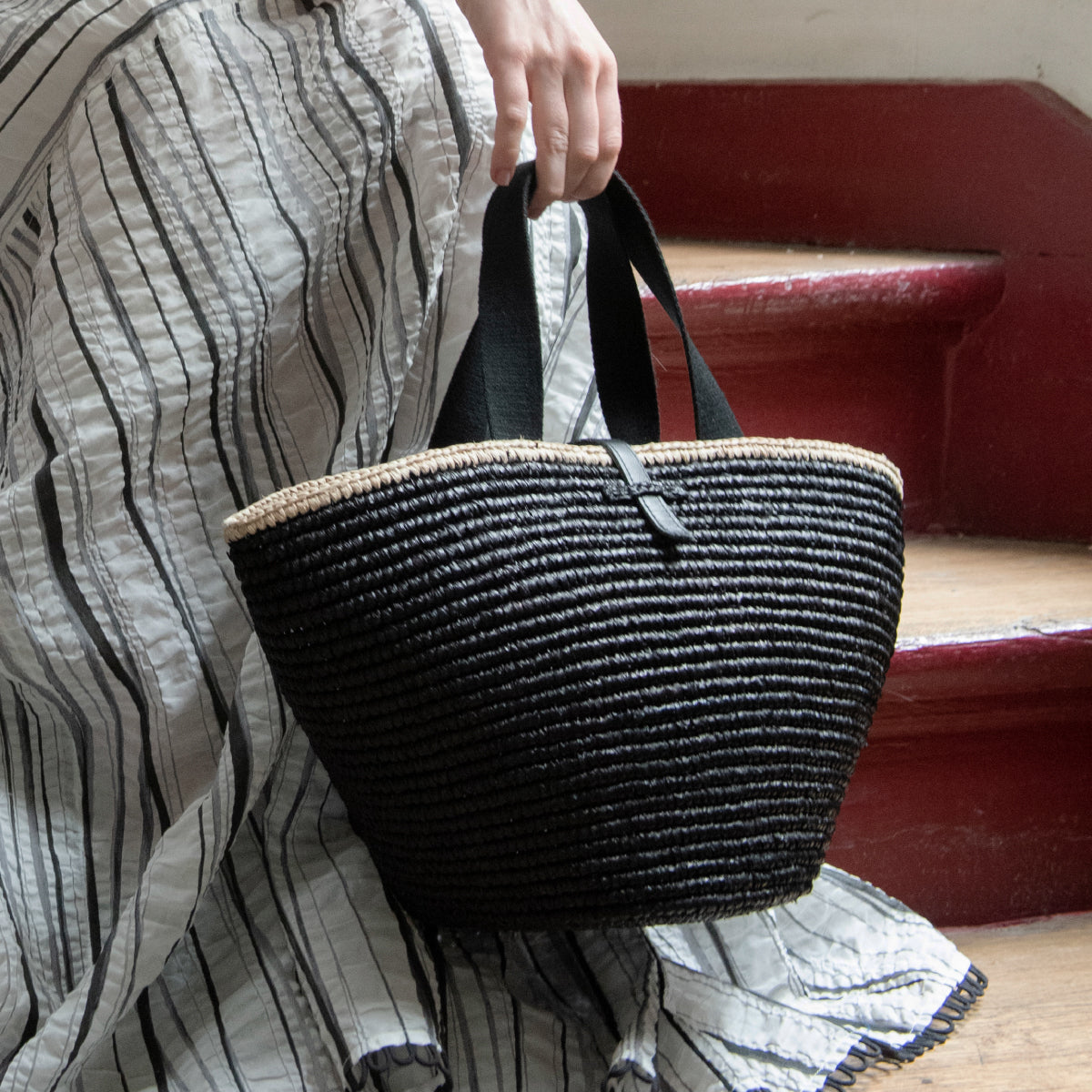 CARLA NOIR – MAISON N.H PARIS